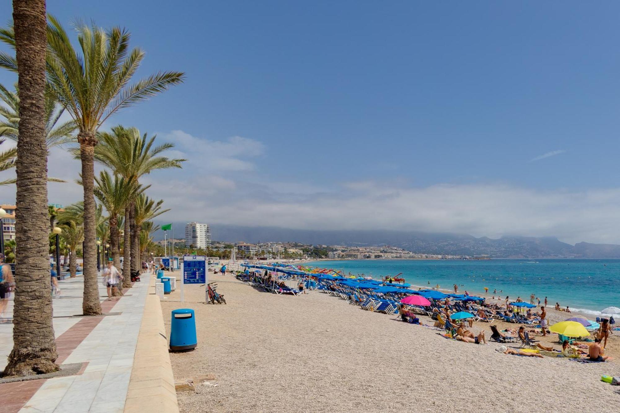 Apartamentos Oasis El Albir Kültér fotó