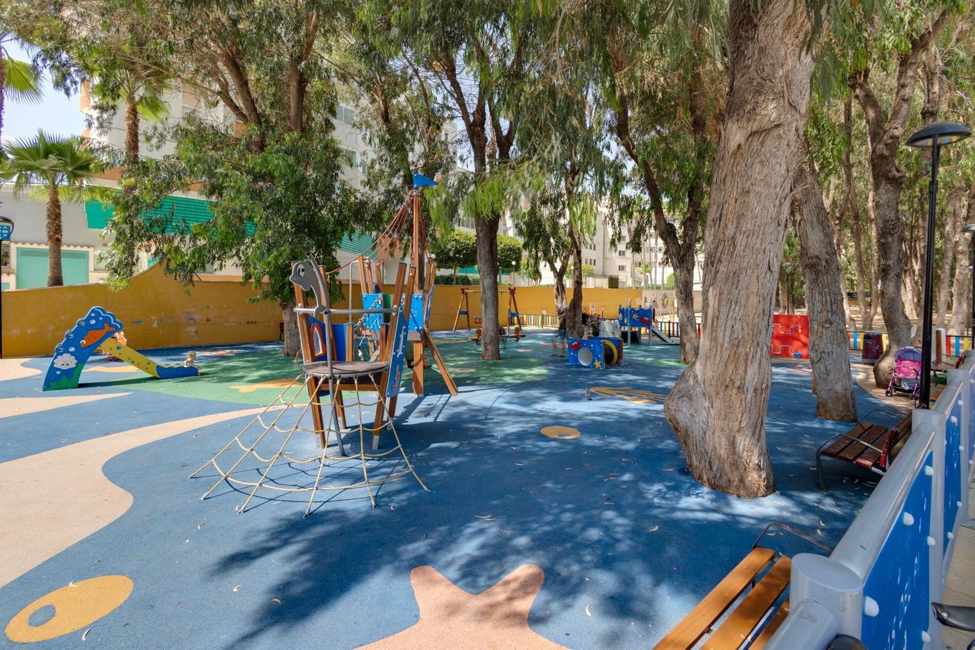 Apartamentos Oasis El Albir Kültér fotó